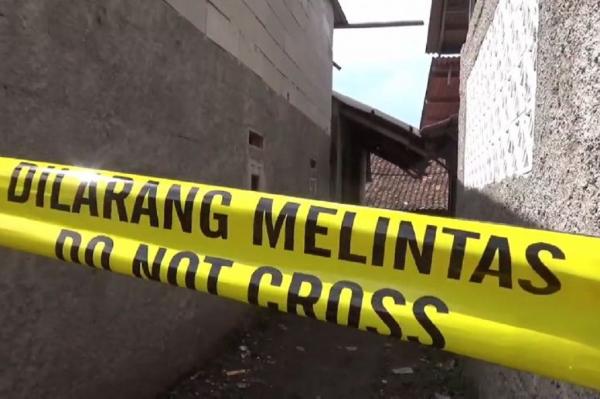 Indo Bokep Siswi SMK di Cianjur Tewas bagian dalam Griya, bibir Berbusa hingga meninggalkan Darah dari Kemaluan