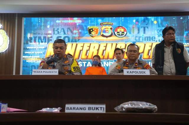 Indo Bokep Wanita di Bandarlampung Tega Sayat Kemaluan Kekasih suram